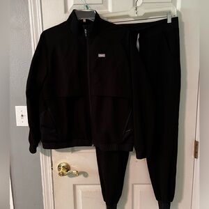 Figs Scrub Black Jogger Set